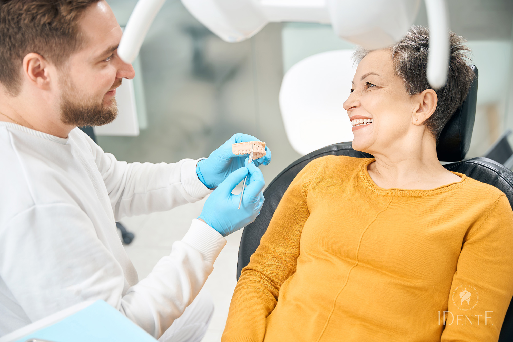 Zobni implantati: sodobna rešitev za povrnitev nasmeha